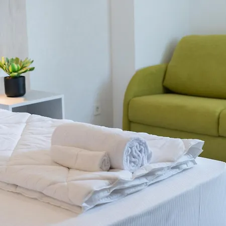 Hotel & Paratico